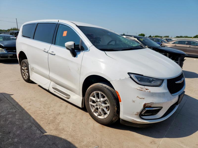 Photo 4 from auction – 2023 CHRYSLER PACIFICA T with VIN 2C4RC1BG0PR516891
