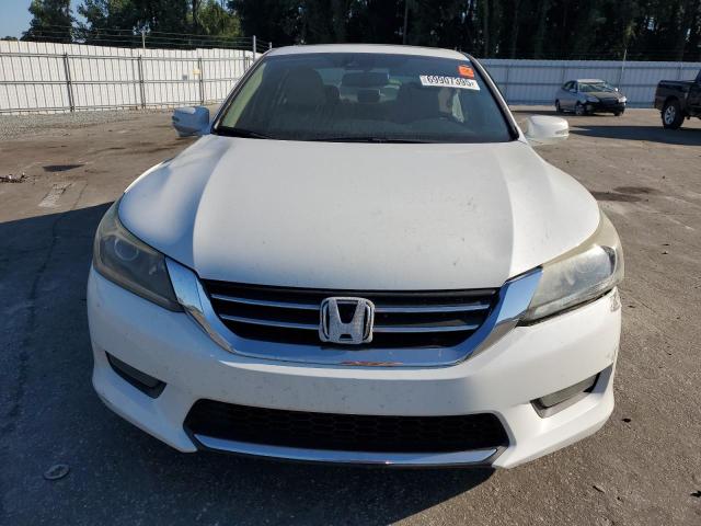 Photo 5 from auction – 2015 HONDA ACCORD with VIN 1HGCR2F85FA234621