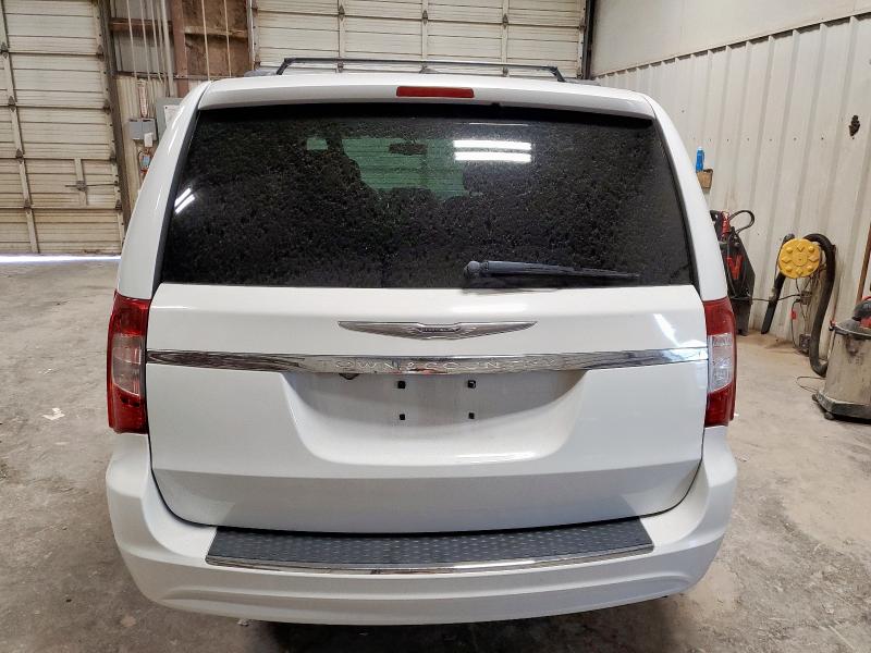 Photo 6 from auction – 2014 CHRYSLER TOWN & COU with VIN 2C4RC1BG0ER111157