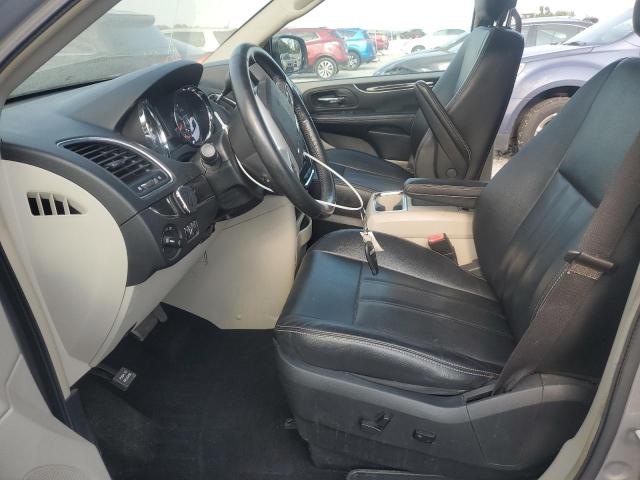 Photo 7 from auction – 2015 CHRYSLER TOWN & COU with VIN 2C4RC1BG3FR562715