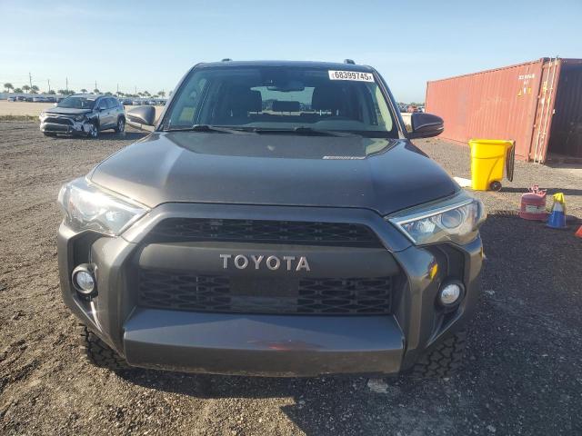 Photo 5 from auction – 2020 TOYOTA 4RUNNER SR with VIN JTEBU5JR0L5803286