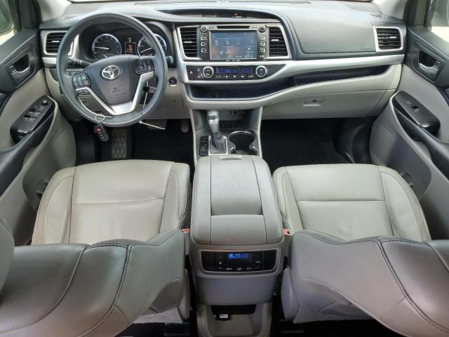Photo 8 from auction – 2016 TOYOTA HIGHLANDER with VIN 5TDKKRFH9GS158946