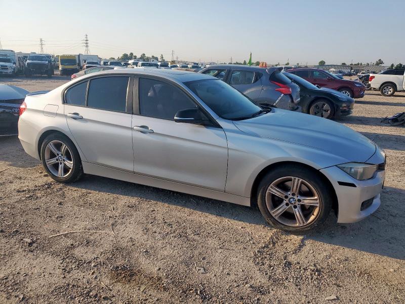 Photo 4 from auction – 2015 BMW 320 I with VIN WBA3B1C5XFK136456