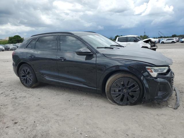 Фото 4 с аукциона – 2024 AUDI Q8 E-TRON с VIN WA16AAGE3RB012475