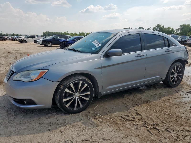 CHRYSLER 200 TOURING 2014 with VIN 1C3CCBBB6EN178444 - Photo from auction