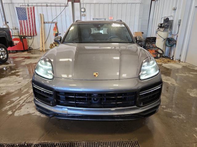 Photo 5 from auction – 2019 PORSCHE CAYENNE TU with VIN WP1AF2AY9KDA81383