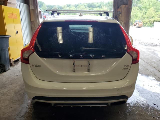 Photo 6 from auction – 2016 VOLVO V60 CROSS with VIN YV4612HK7G1003049