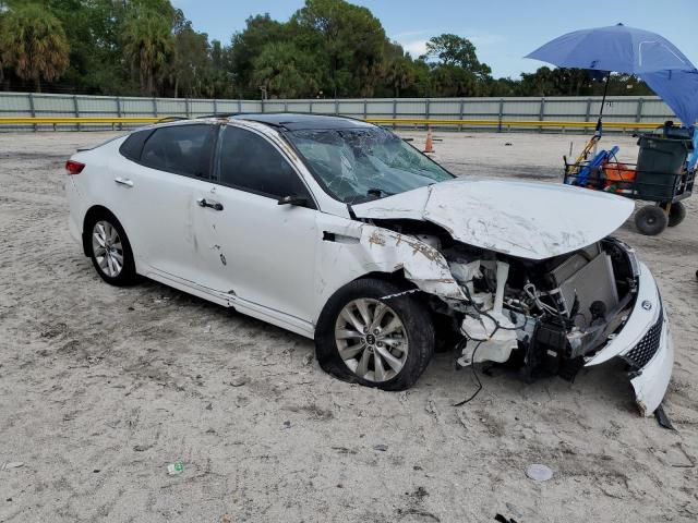 Photo 4 from auction – 2018 KIA OPTIMA EX with VIN 5XXGU4L30JG241279