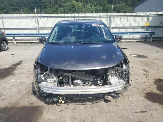Photo 5 from auction – 2017 CHRYSLER PACIFICA L with VIN 2C4RC1CG1HR521131
