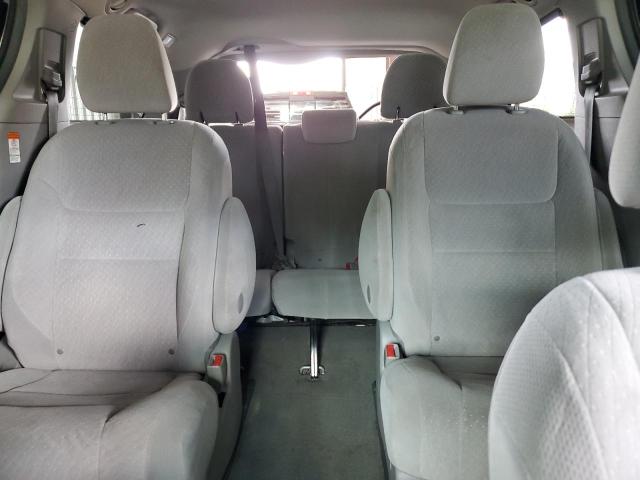 Photo 10 from auction – 2015 TOYOTA SIENNA LE with VIN 5TDJK3DC5FS119642