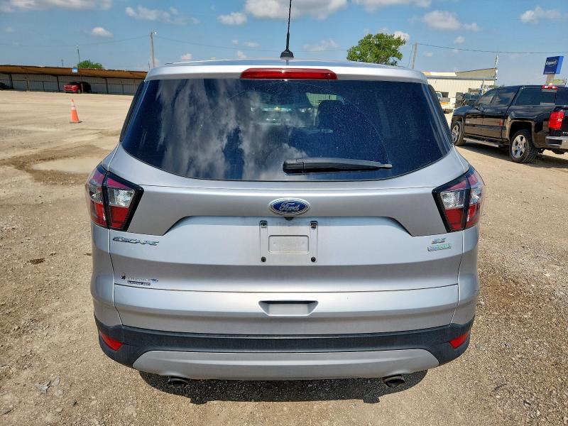 Photo 6 from auction – 2017 FORD ESCAPE SE with VIN 1FMCU0GD8HUC48989