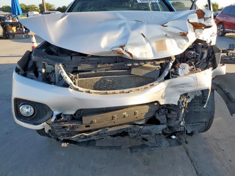 Photo 12 from auction – 2013 KIA SORENTO EX with VIN 5XYKU3A69DG418042