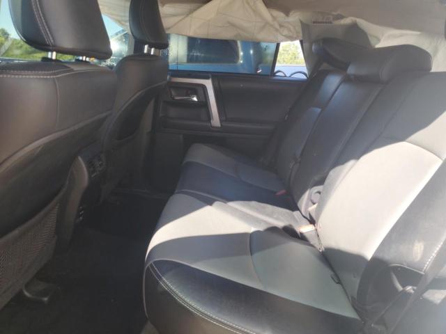 Photo 11 from auction – 2018 TOYOTA 4RUNNER SR with VIN JTEBU5JR2J5539484