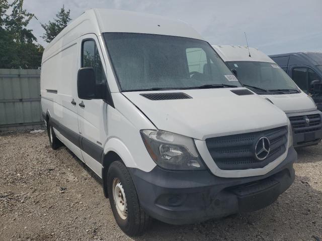 Photo 4 from auction – 2016 MERCEDES-BENZ SPRINTER 2 with VIN WD3PE8DD0GP248255