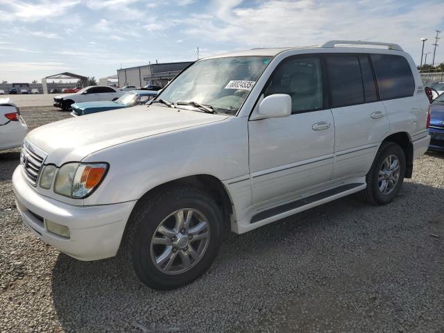 LEXUS LX 470 2004 with VIN JTJHT00W543540489 - Photo from auction