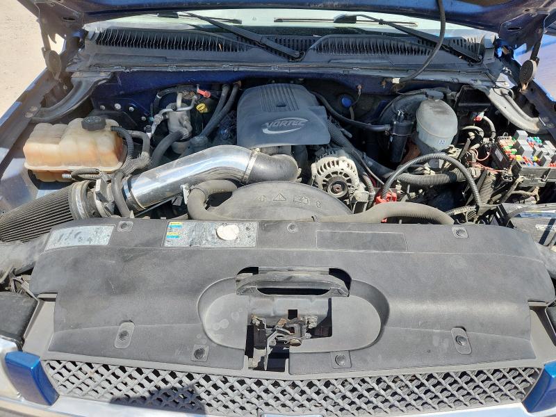 Photo 11 from auction – 2004 CHEVROLET SILVERADO with VIN 1GCEC19TX4Z203835