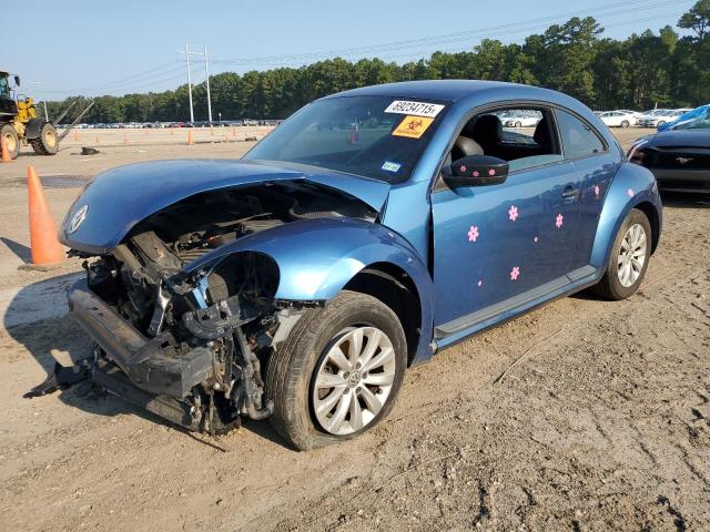 VOLKSWAGEN BEETLE 1.8 2017 with VIN 3VWF17AT4HM620817 - Photo from auction