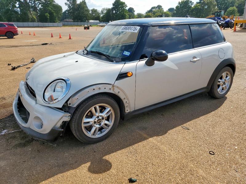 MINI COOPER 2013 with VIN WMWSU3C56DT678131 - Photo from auction