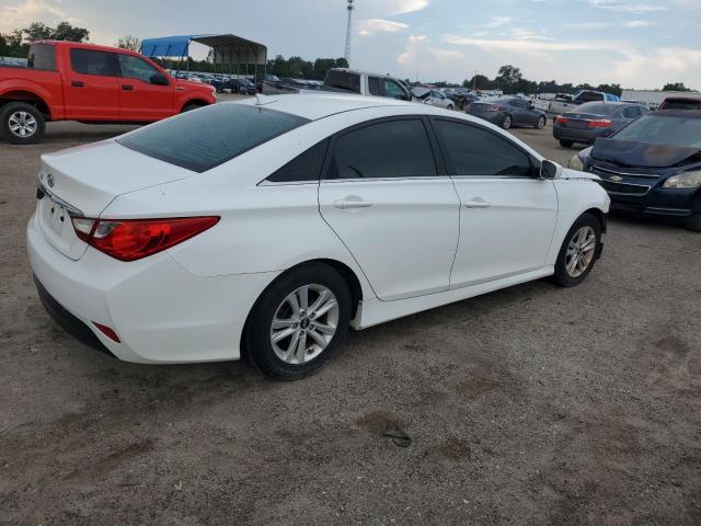 Photo 3 from auction – 2014 HYUNDAI SONATA GLS with VIN 5NPEB4AC0EH845456