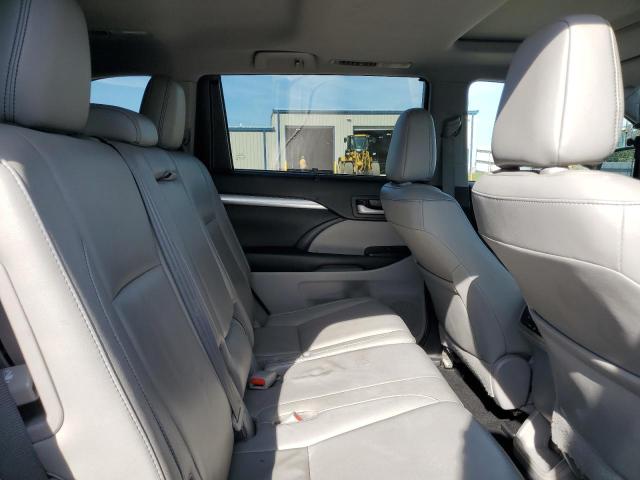 Photo 11 from auction – 2017 TOYOTA HIGHLANDER with VIN 5TDJZRFH1HS509664