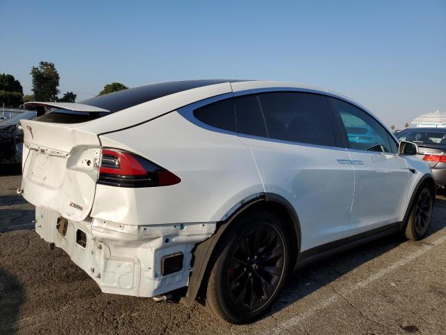 Photo 3 from auction – 2017 TESLA MODEL X with VIN 5YJXCBE4XHF042492
