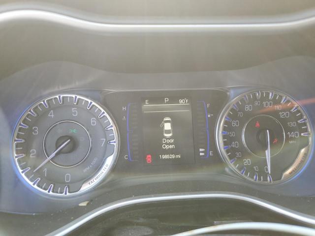 Photo 9 from auction – 2015 CHRYSLER 200 LIMITE with VIN 1C3CCCAB8FN602277