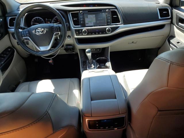 Photo 8 from auction – 2017 TOYOTA HIGHLANDER with VIN 5TDJZRFH9HS446068