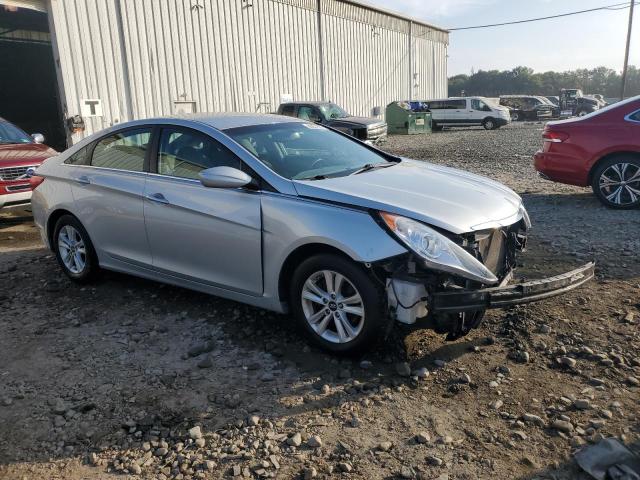 Photo 4 from auction – 2013 HYUNDAI SONATA GLS with VIN 5NPEB4AC5DH720743