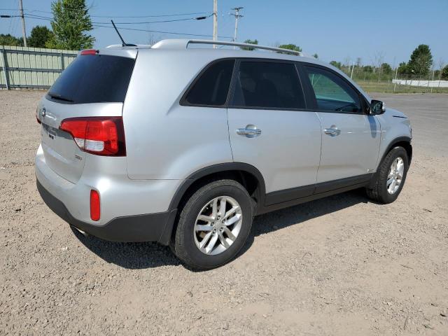 Photo 3 from auction – 2015 KIA SORENTO LX with VIN 5XYKTDA69FG633271