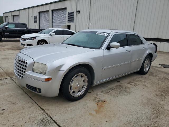 CHRYSLER 300 TOURING 2005 with VIN 2C3AA53GX5H613239 - Photo from auction