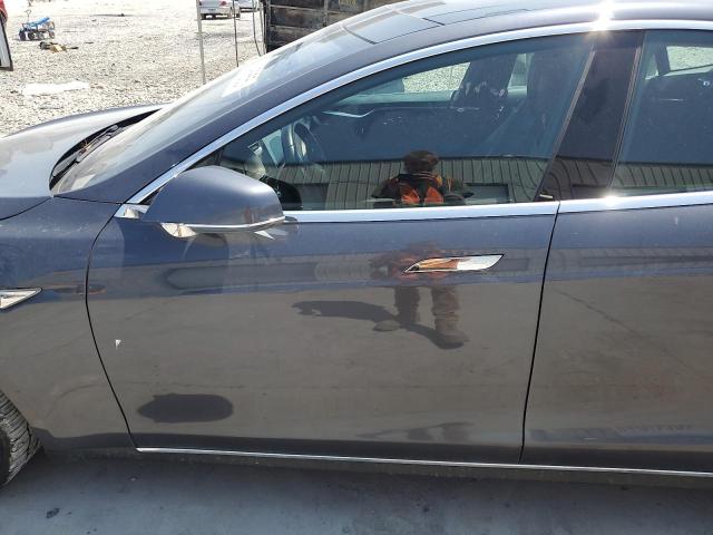 Photo 7 from auction – 2015 TESLA MODEL S 70 with VIN 5YJSA1S28FF088512