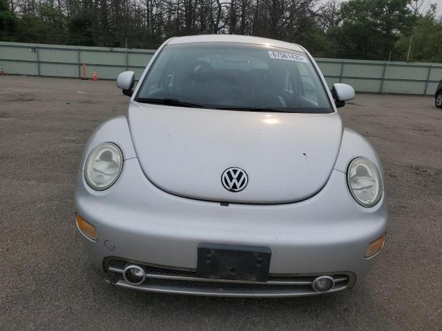 Photo 5 from auction – 2000 VOLKSWAGEN NEW BEETLE with VIN 3VWCC21C5YM452007