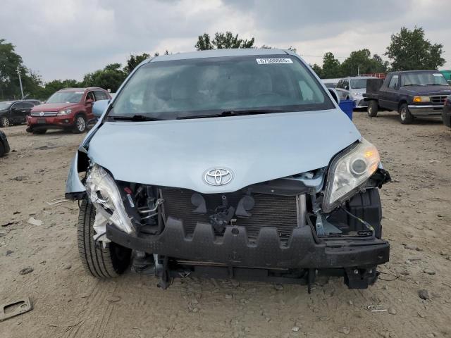 Photo 5 from auction – 2017 TOYOTA SIENNA LE with VIN 5TDKZ3DC0HS794673