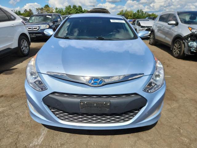 Photo 5 from auction – 2012 HYUNDAI SONATA HYBRID with VIN KMHEC4A43CA042212