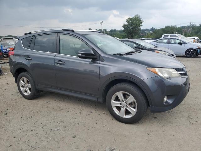 Photo 4 from auction – 2014 TOYOTA RAV4 XLE with VIN JTMRFREVXED068322