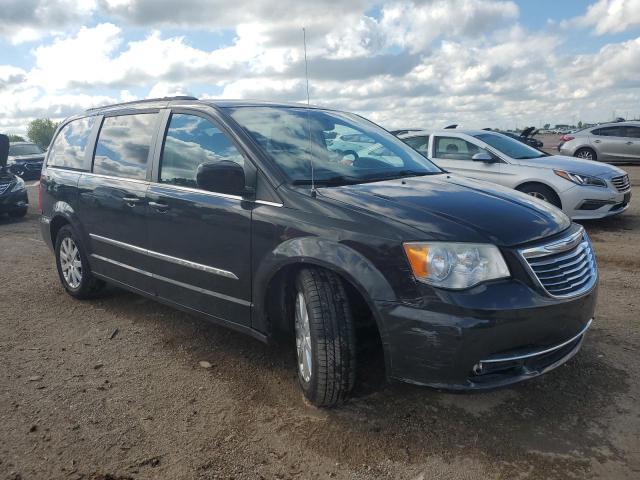 Photo 4 from auction – 2014 CHRYSLER TOWN & COU with VIN 2C4RC1BG2ER143074