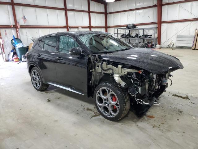 Photo 4 from auction – 2024 ALFA ROMEO TONALE TI with VIN ZASPATCW4R3042331