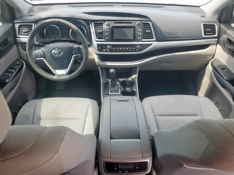 Photo 8 from auction – 2019 TOYOTA HIGHLANDER with VIN 5TDZARFH9KS054886