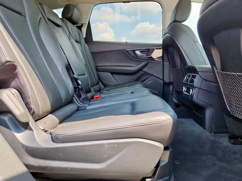 Photo 11 from auction – 2017 AUDI Q7 PREMIUM with VIN WA1LAAF75HD000174