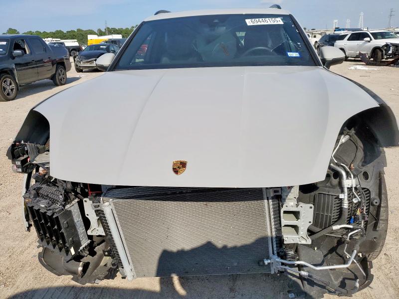Photo 5 from auction – 2024 PORSCHE CAYENNE with VIN WP1AA2AY9RDA12427