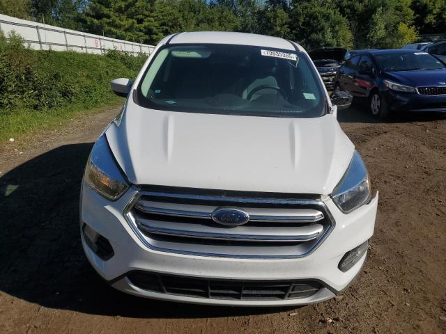 Photo 5 from auction – 2017 FORD ESCAPE SE with VIN 1FMCU0GD0HUE70863