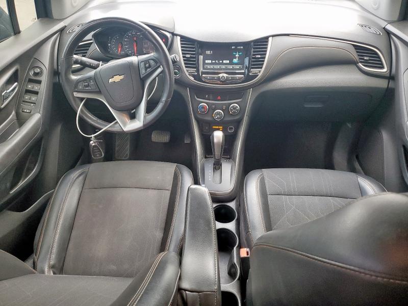 Photo 8 from auction – 2017 CHEVROLET TRAX 1LT with VIN 3GNCJLSB6HL243277