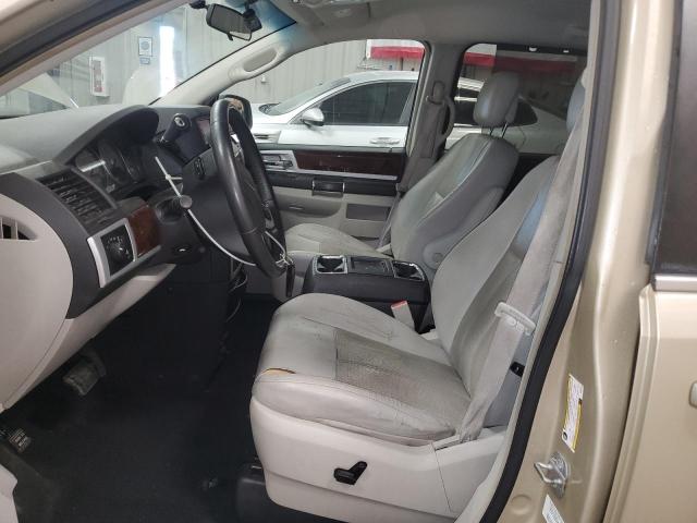 Photo 7 from auction – 2010 CHRYSLER TOWN & COU with VIN 2A4RR8DX7AR330352