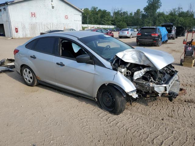 Photo 4 from auction – 2015 FORD FOCUS S with VIN 1FADP3E20FL347317