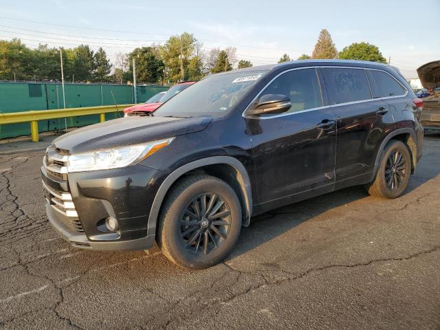 TOYOTA HIGHLANDER SE 2018 with VIN 5TDJZRFH0JS859325 - Photo from auction