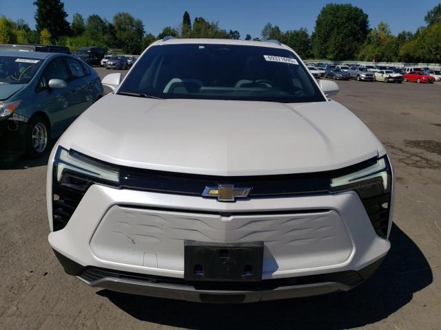 Photo 5 from auction – 2024 CHEVROLET BLAZER 2LT with VIN 3GNKDBRJ9RS283483