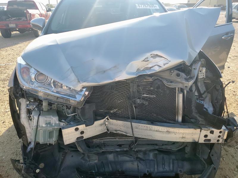 Photo 12 from auction – 2019 TOYOTA HIGHLANDER with VIN 5TDKZRFHXKS569342