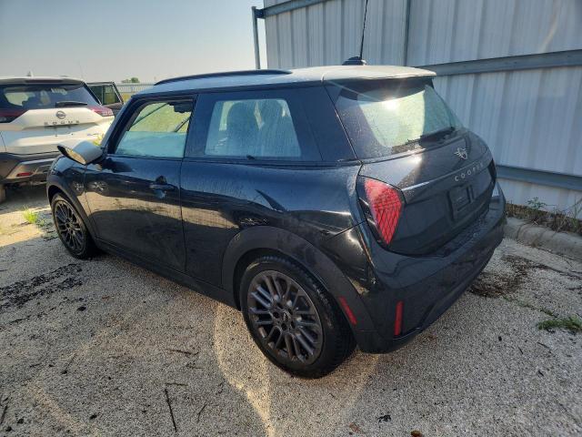 Photo 2 from auction – 2025 MINI COOPER BASE with VIN WMW13GD08S2W53341