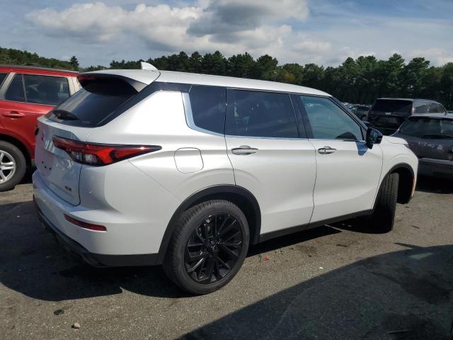 Photo 3 from auction – 2024 MITSUBISHI OUTLANDER with VIN JA4J4VA89RZ085062
