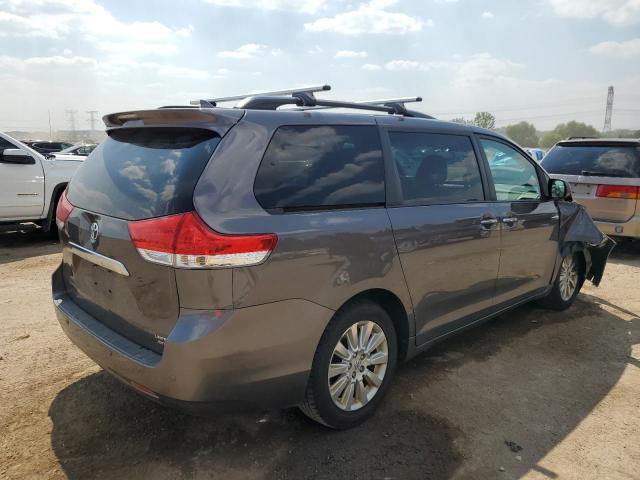 Photo 3 from auction – 2012 TOYOTA SIENNA XLE with VIN 5TDDK3DC1CS040350